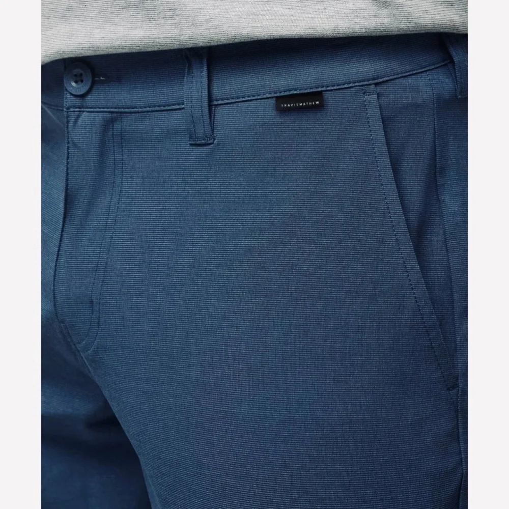 TRAVIS MATHEW Beck Shorts 9.5 inch, navy